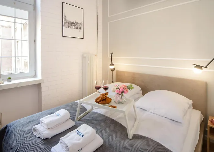 Maya\'S Flats & Resorts 64 - 3 Rooms Apartment On Chlebnicka Street Old Town Gdansk