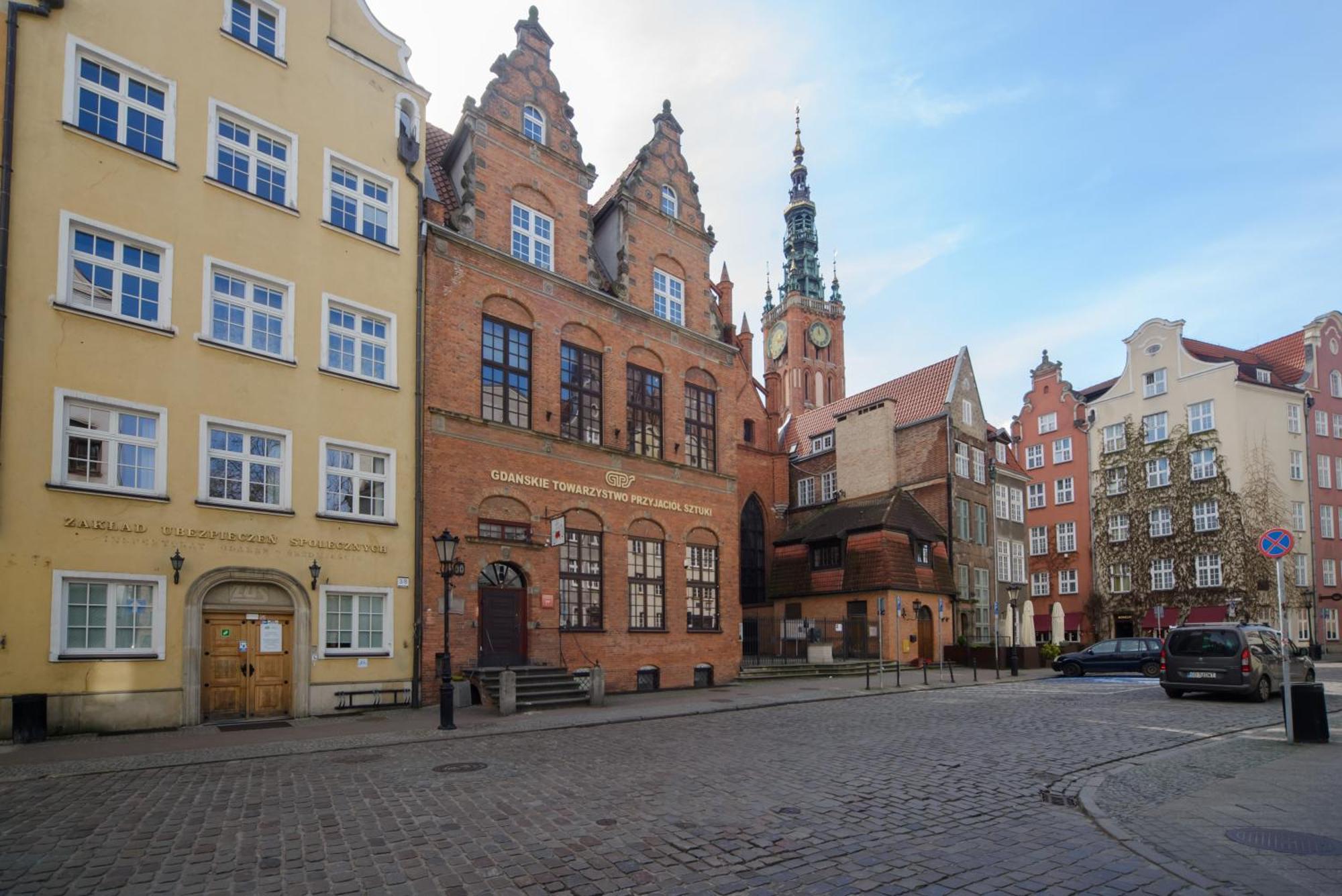 Apartment Maya's Flats & 64 - 3 On Chlebnicka Street Old Town Gdansk