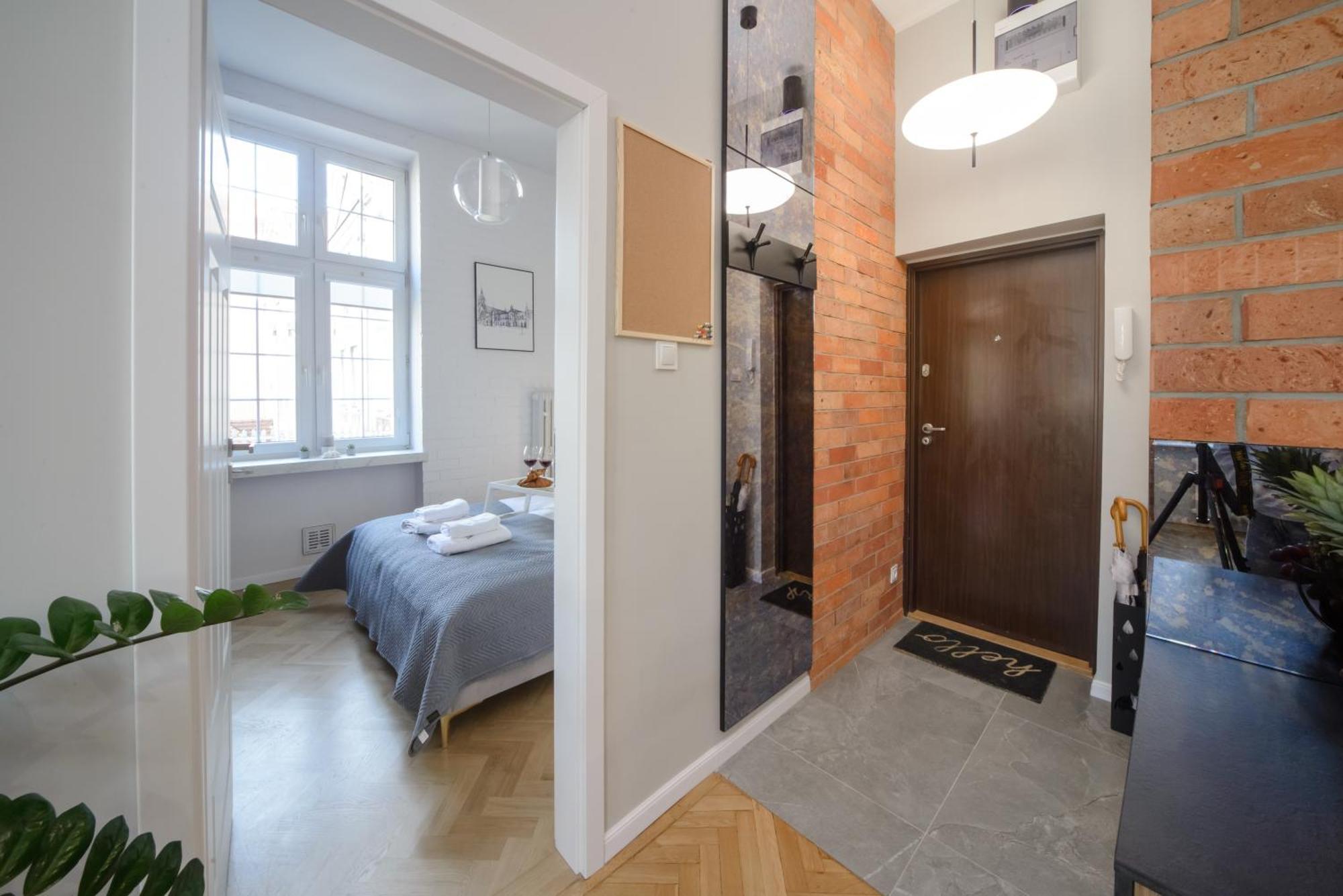 Maya's Flats & 64 - 3 On Chlebnicka Street Old Town Апартаменти